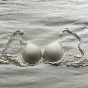Victoria’s Secret Dream Angels Push-up bra